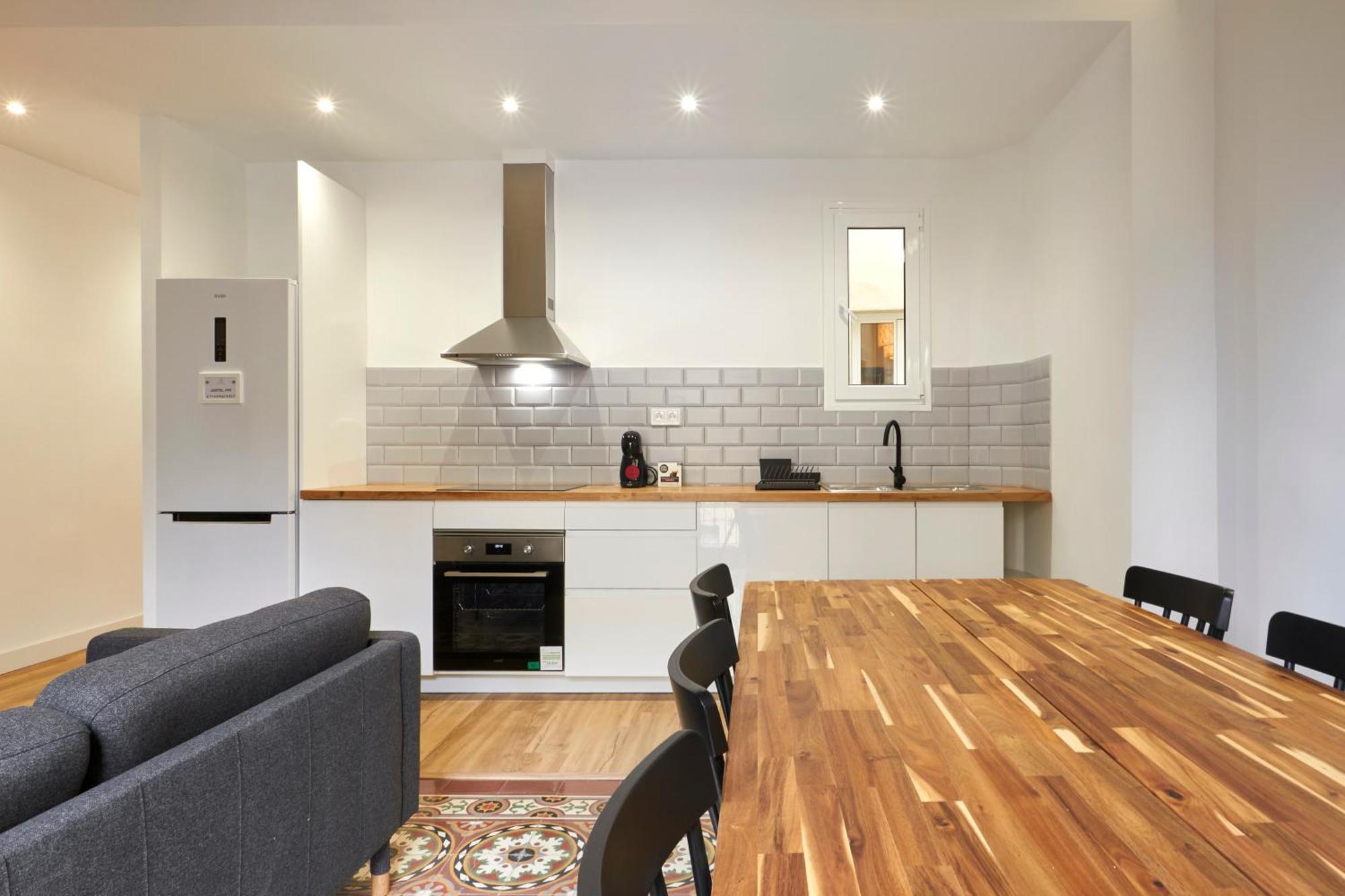 Comfortable Apartment Next To Apolo Theater 바르셀로나 외부 사진