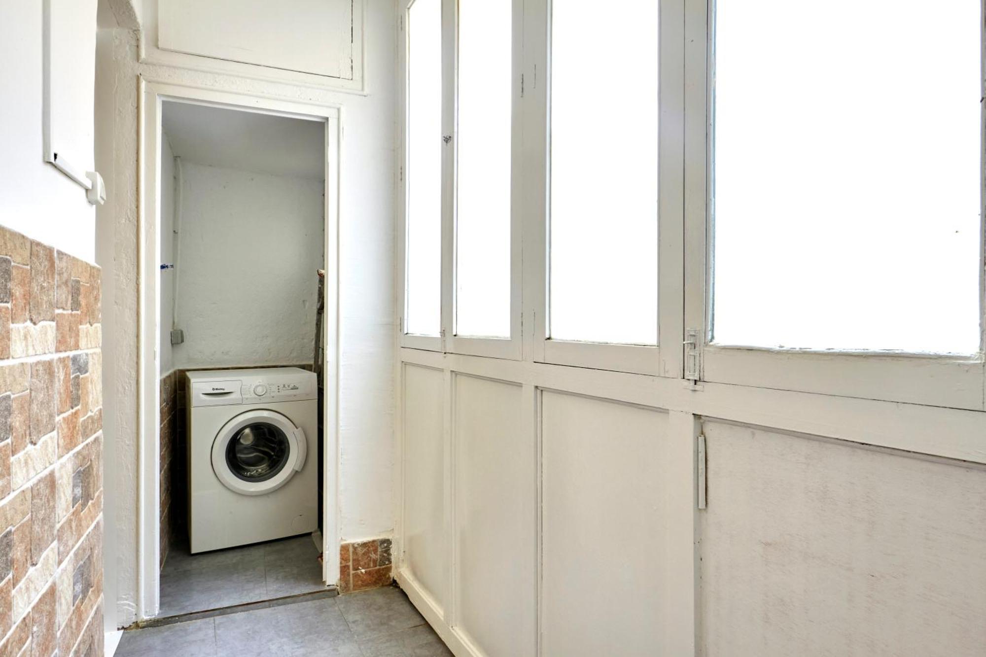 Comfortable Apartment Next To Apolo Theater 바르셀로나 외부 사진